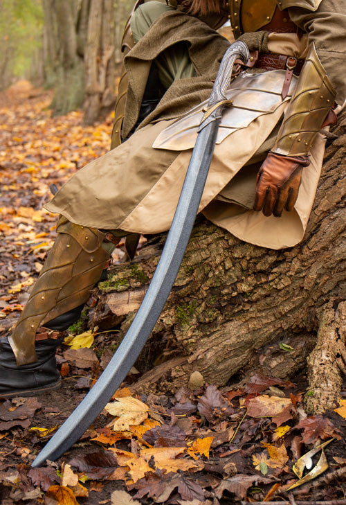 Curved Elven Sword